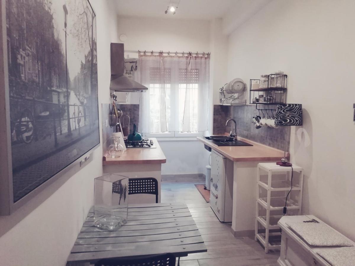 White Apartment Rome Extérieur photo
