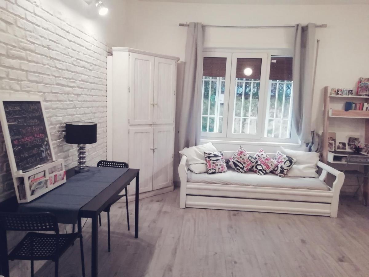 White Apartment Rome Extérieur photo