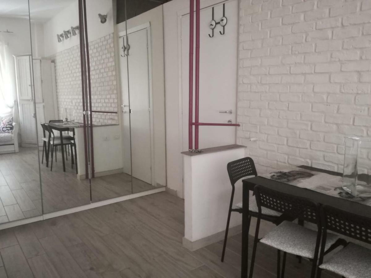White Apartment Rome Extérieur photo
